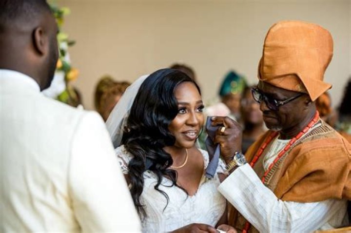 Is Deborah Ayinde Hitched: Exploring Relationship Status