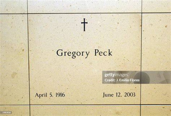 Legendary Performance: Brock Peters' Touching Eulogy for Gregory Peck