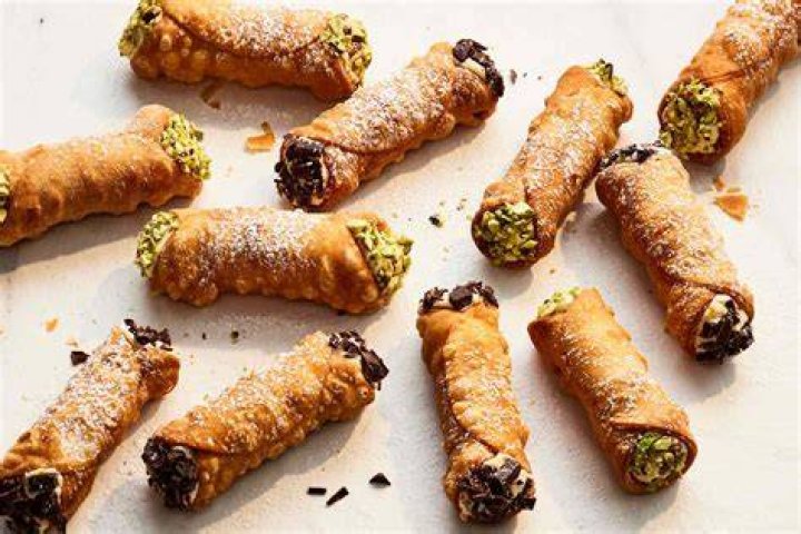 Lesley Bakery 2: A Sweet Haven for Dessert Lovers