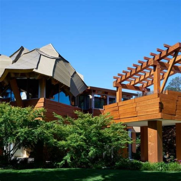 Rosario Marichal Ibar: The Visionary Architect of Modern Mexico