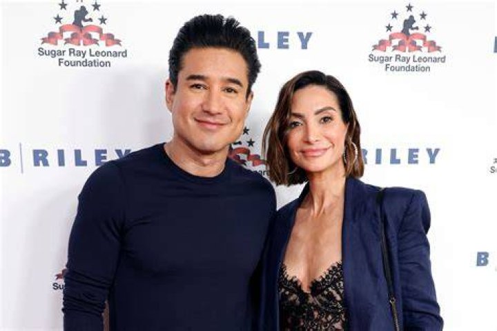 Steve Santagati Wife: A Deep Dive into Their Relationship and Family Life
