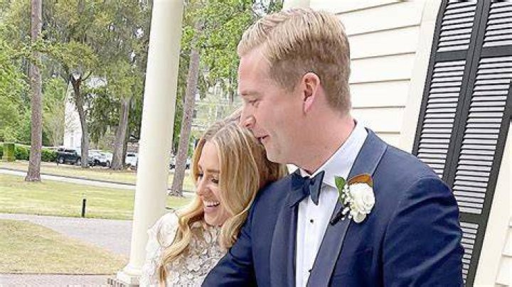 The Inside Scoop: Hillary Vaughn and Peter Doocy's Intimate Wedding