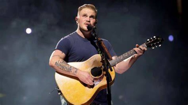 Zach Bryan Navy Rank: A Deep Dive into His Military Background and Musical Journey